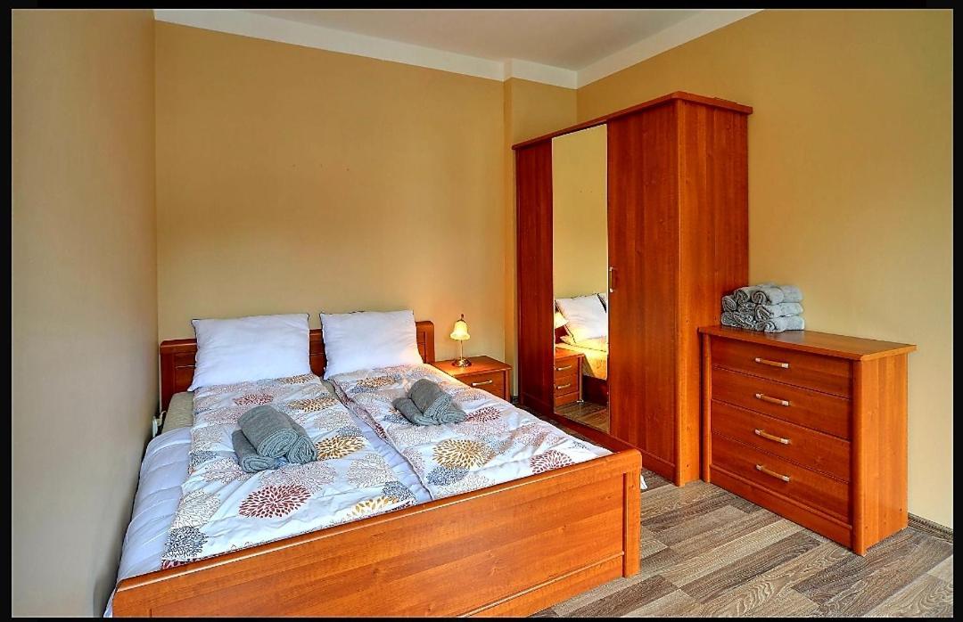 Apartament Partyzantow Appartamento Szklarska Poręba Esterno foto